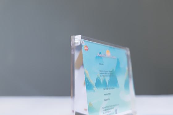 Buy Mini Clear Plastic Picture Frames With Magnets Fridge Magnet 8 X 12 Photo Frame online manufacture