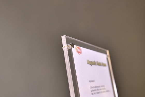 Buy Desktop 6Inch Digital Photo 4x6 Acrylic Frames With Stand Cutomized Menu online manufacture