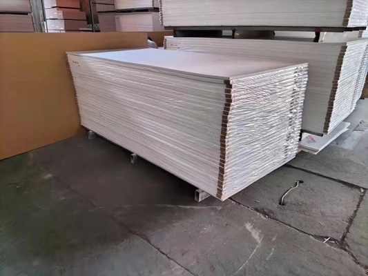 Hard High Density 1220*2440mm White Pvc Foam Sheet Forex Celuka For Furniture Advertising